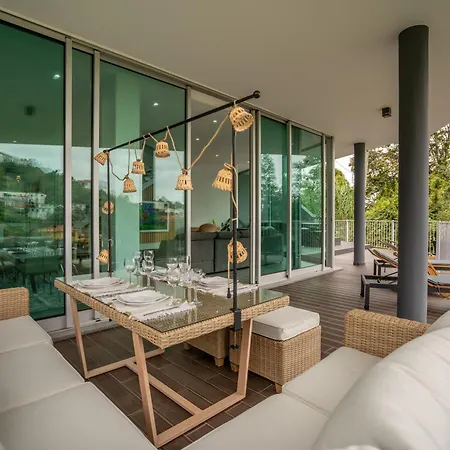 65 - Edge Retreat Вилла *