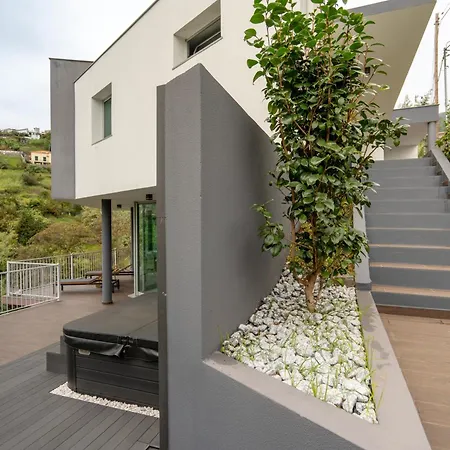 65 - Edge Retreat Funchal (Madeira)