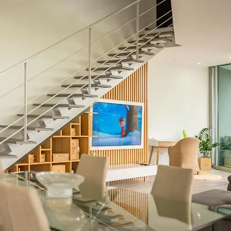 65 - Edge Retreat Villa