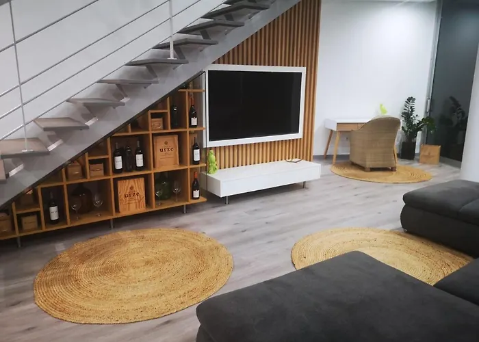 65 - Edge Retreat * Funchal (Madeira)