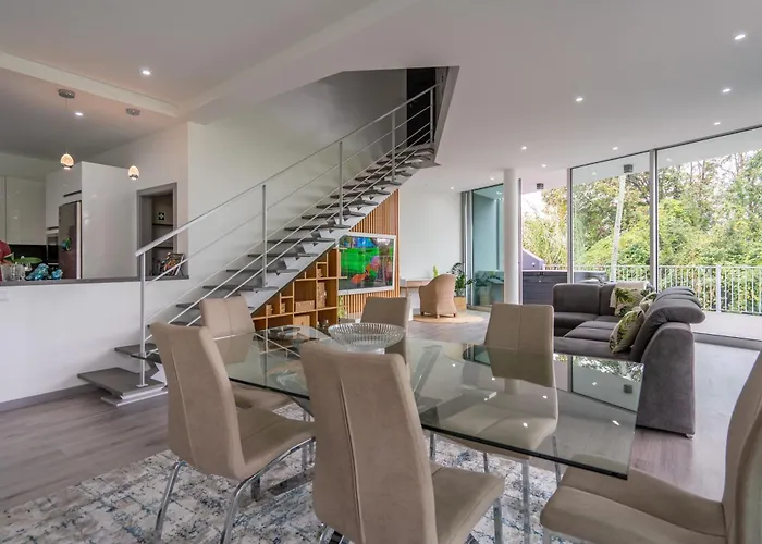 65 - Edge Retreat Villa