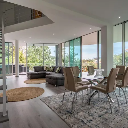 65 - Edge Retreat * פונשל